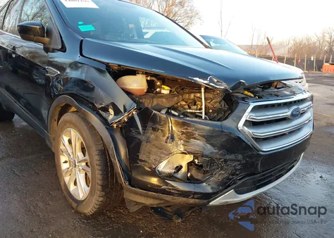 2017 Ford Escape Se z USA, uszkodzony, nr VIN 1FMCU9GD2HUC66098